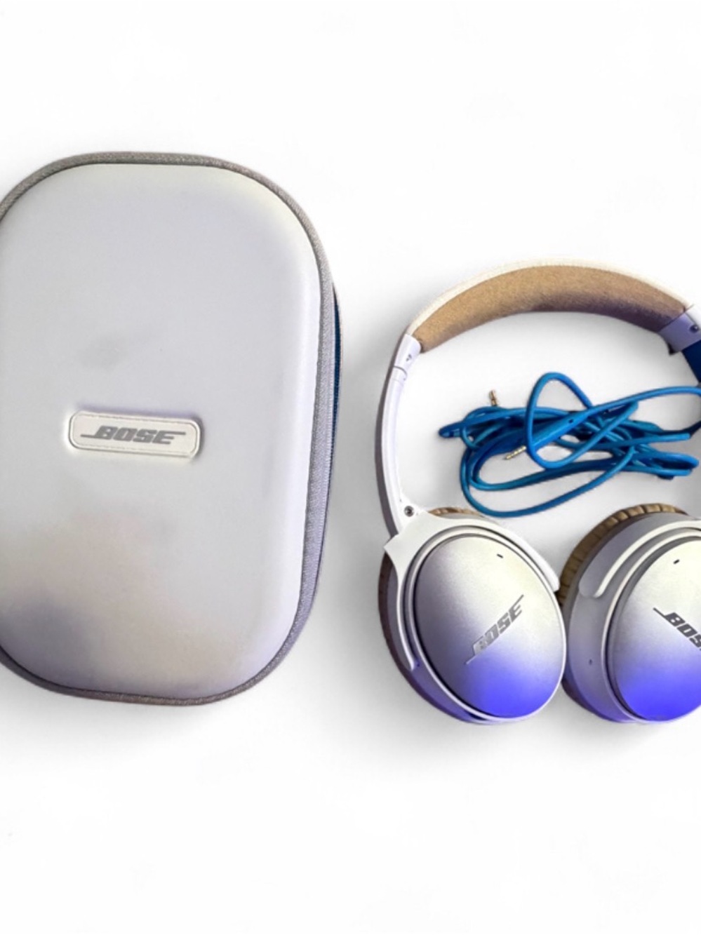 Bose Silver Over-Ear Headphones with Blue Cable and Carry Case